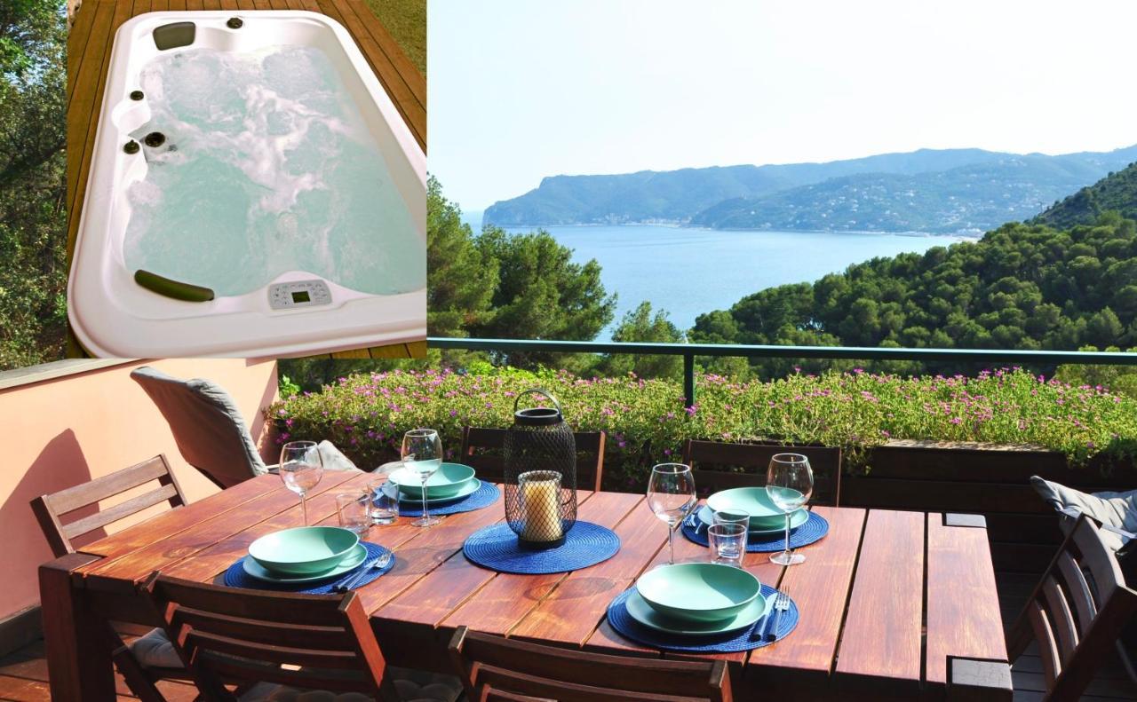 Una Spettacolare Vista Mare - Casa Con Jacuzzi Bergeggi Buitenkant foto